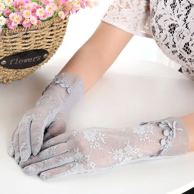
2018 Summer fancy touch screen driving thin outdoor sunscreen womens lace gloves 