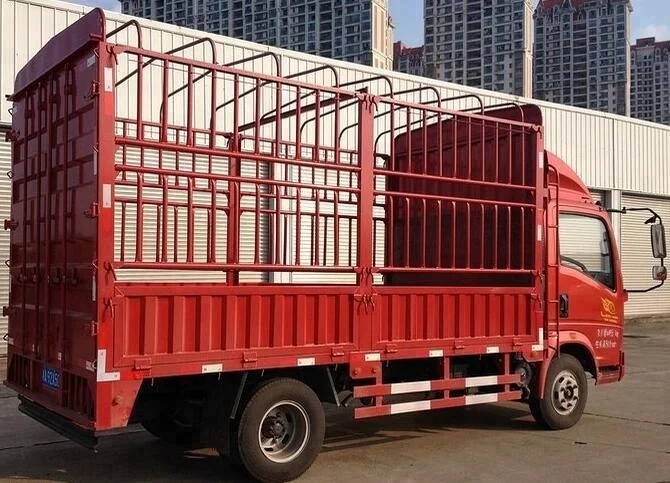 
SINOTRUK new product Small Stake Cargo Truck for low price 