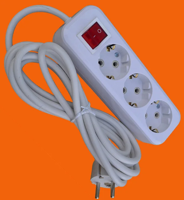 Немецкий стиль расширение шнур питания с земли и выключатель ( E8003ES )