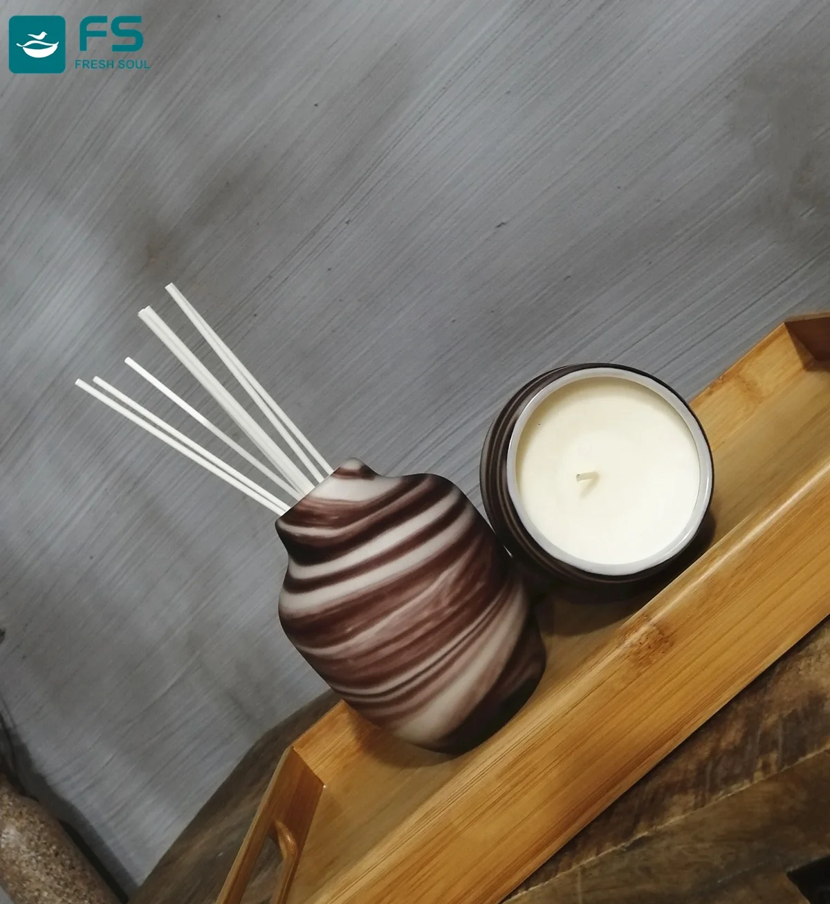 hand made Flow stripes Glass Vessels soy scented wax candle