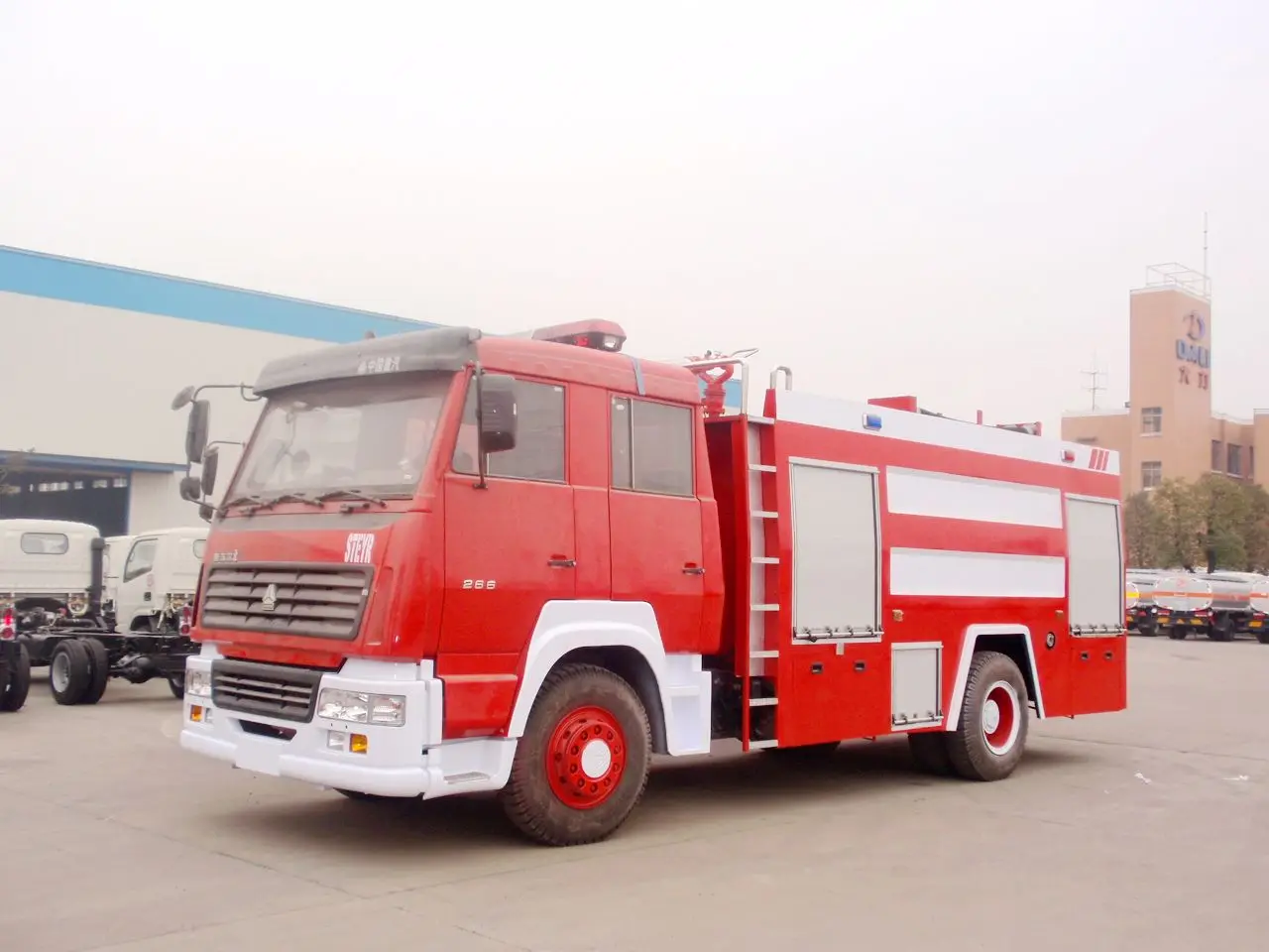 
10000 Liters Brand New Fire Truck Foton 6x4 Foam Water Fire Ladder Truck Fire Fighting Truck Price Rescue 150 - 250hp Diesel 