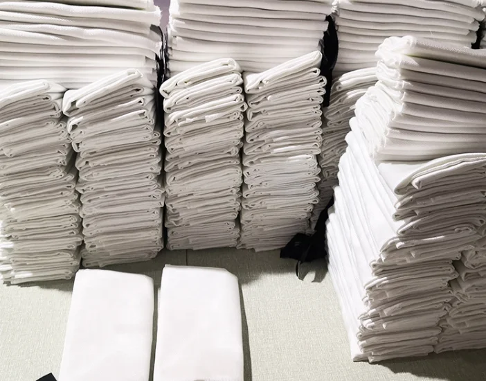 
fire blanket with red bag or PVC box 1.2m x 1.8m bs en1860 for kitchen, car, home 