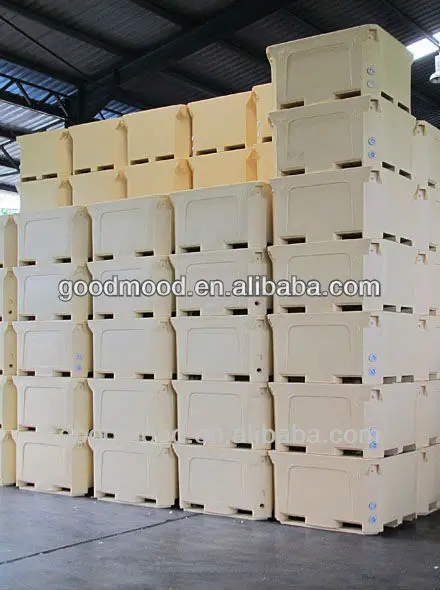meat and seafood insulated plastic containers