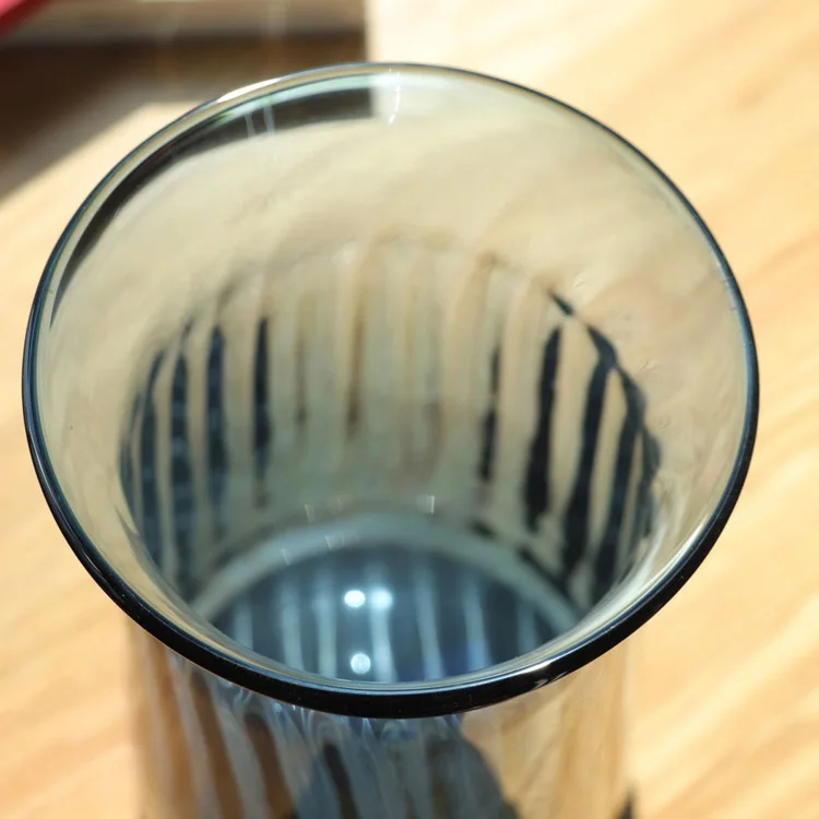 
High Quality Hand Blown Colored Flower Glass Vase For Home Decoration 