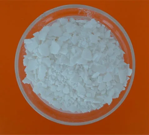road snow melting agent/bulk de-icing salt 74% gralunar calcium chloride