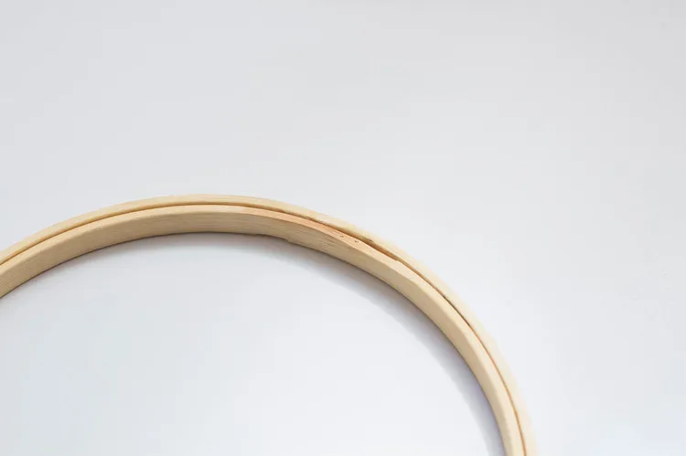 
Eco Friendly Round Natural Bamboo frame Wooden Embroidery Hoop For Cross Stitch 