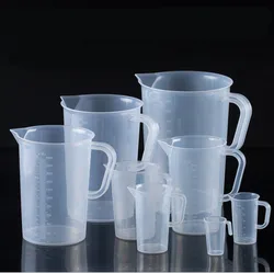 Factory hot selling 2l transparent measuring pp cup medical manufacturers