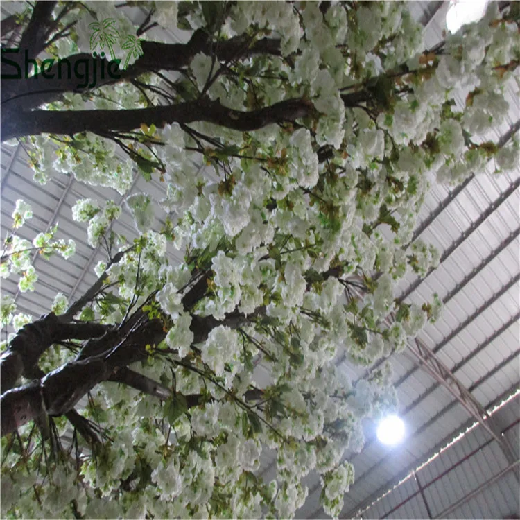 Pure white artificial fiberglass cherry blossom tree for wedding decoration