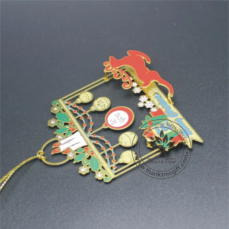 2017 new hot handmade custom logo etched 3d brass Christmas ornament with PVC box