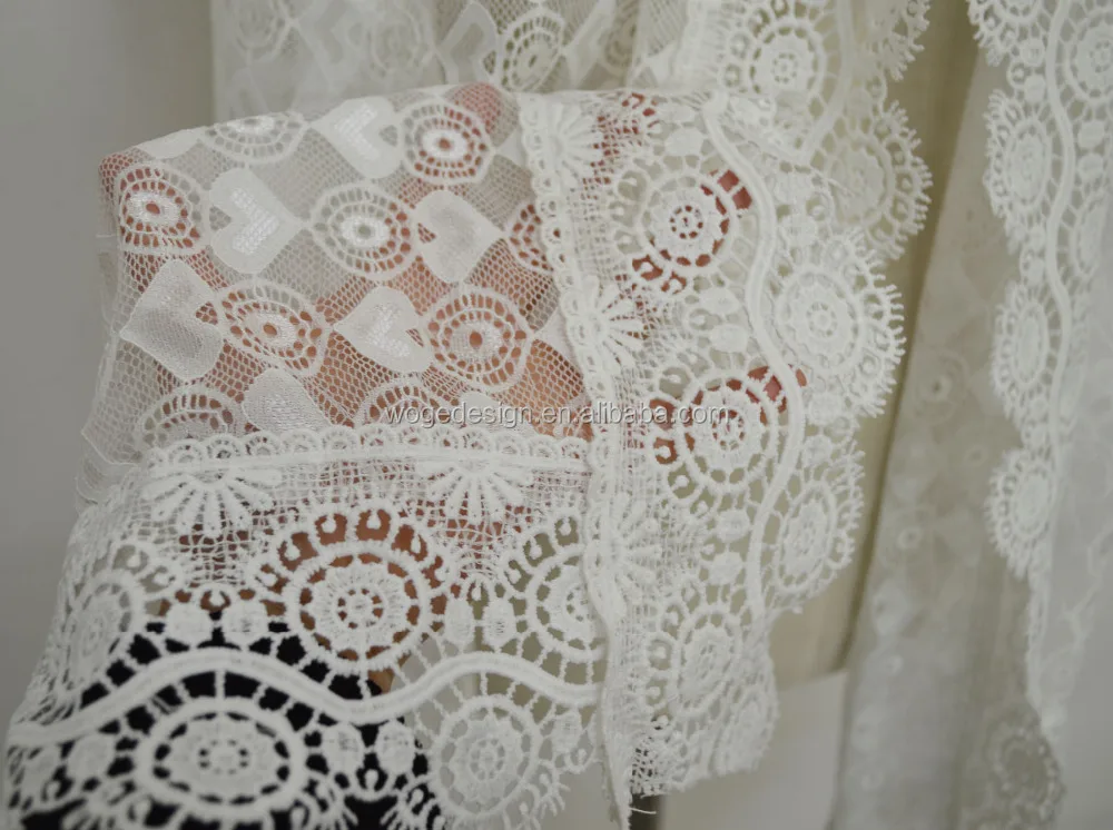 Fashion the latest white crochet cotton round flower heart hijab lace shawl