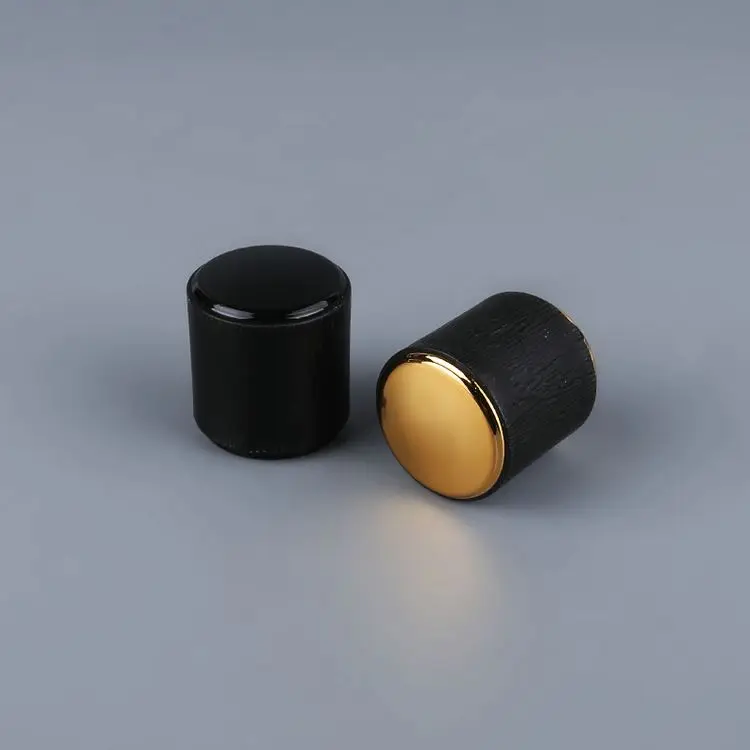 Classical black perfume zamac cap