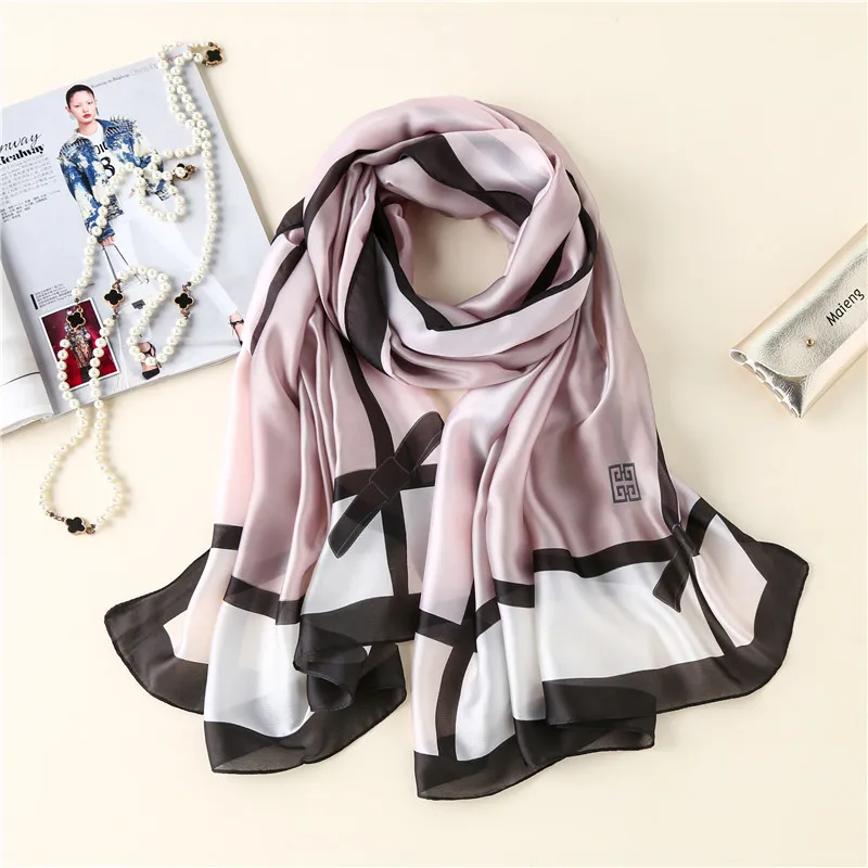 Zipei 2019 fashion hot sale woman scarf silk satin beach scarf shawl