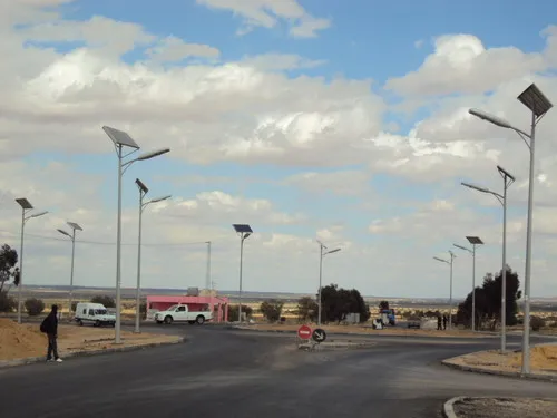 Energy saving high quality led solar street lamp with solar panel battery controller