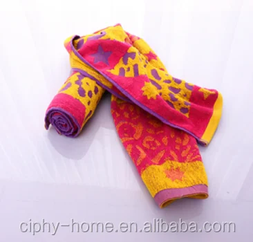 
China best quality yarn dyed double terry jacquard cotton sport towel hand towel face towel 