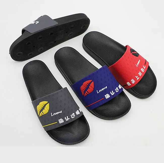 2019 Spring Factory New Design Men Cheap Trendy Chinese Words PVC Sexy Lips Print Slippers Male Beach Hot Sales Slider