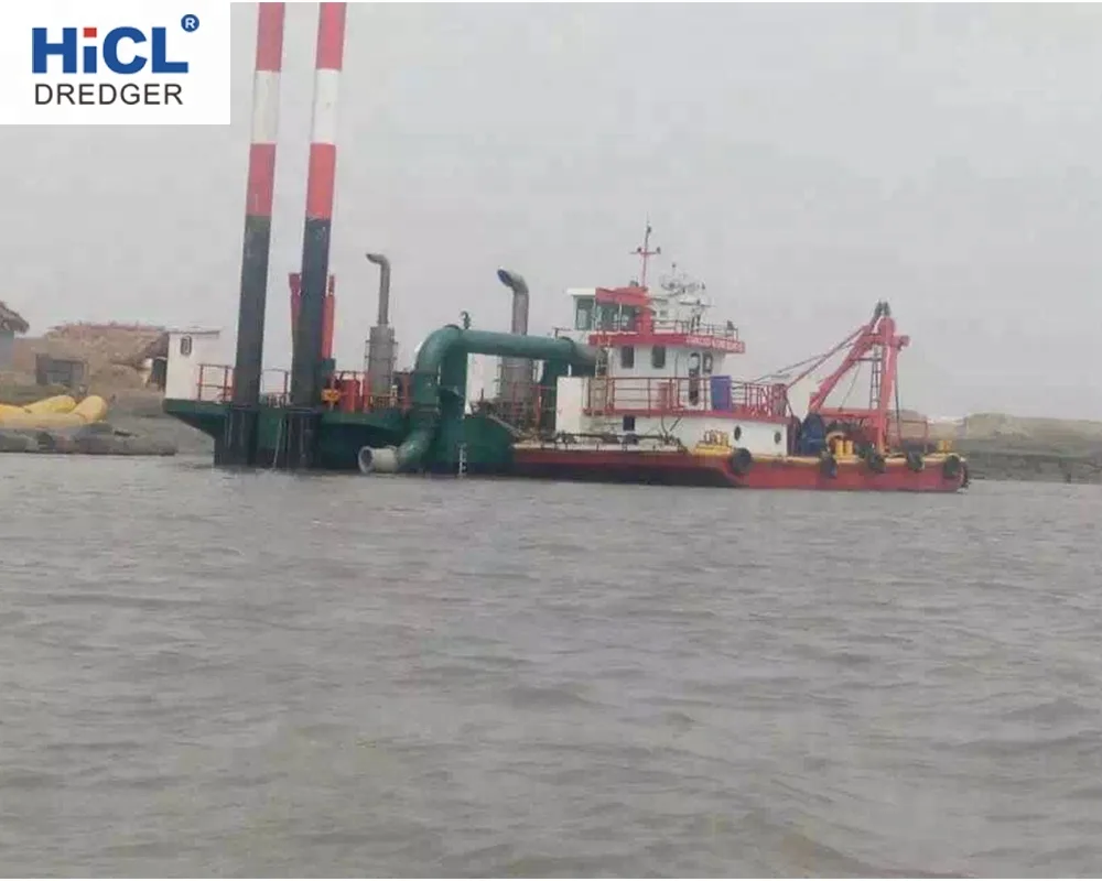 China dredger shipyard 6-32inch 500-8000m3/h cutter suction sand dredger/machine(CCS certificate)