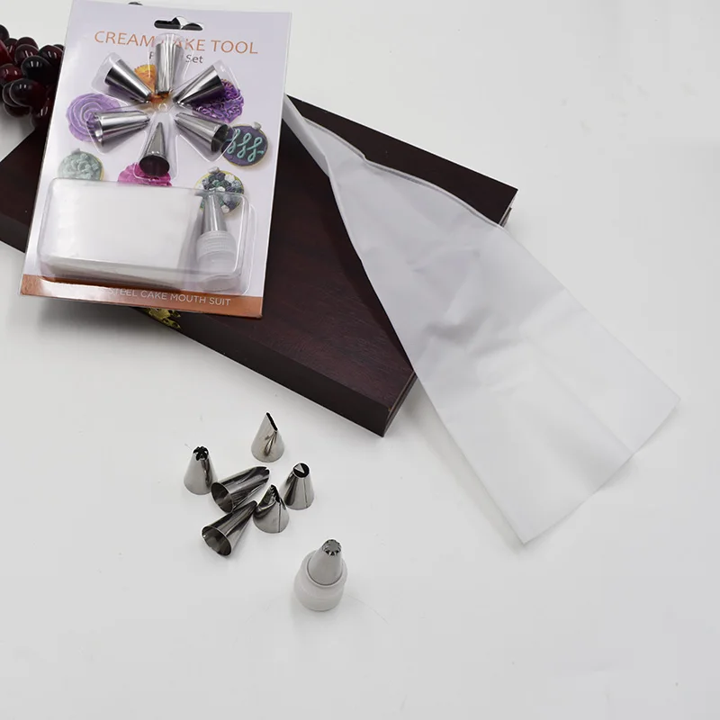 Customized Nozzles bag set with Stainless steel Nozzles DIY 8PCS Baking Cake butter decorating tools Set
