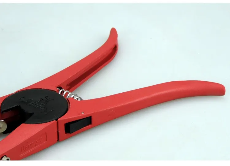 Good quality farm use Animal Ear Tag Plier for Pig/Sheep/Cattle for sale
