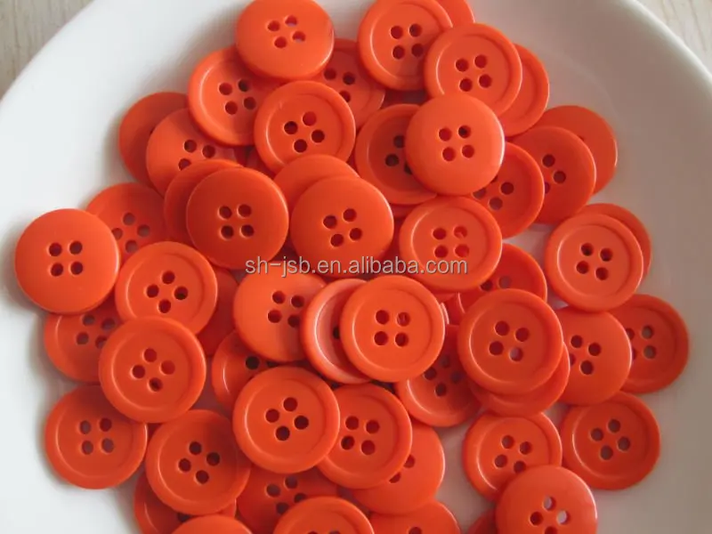 Round  plastic button