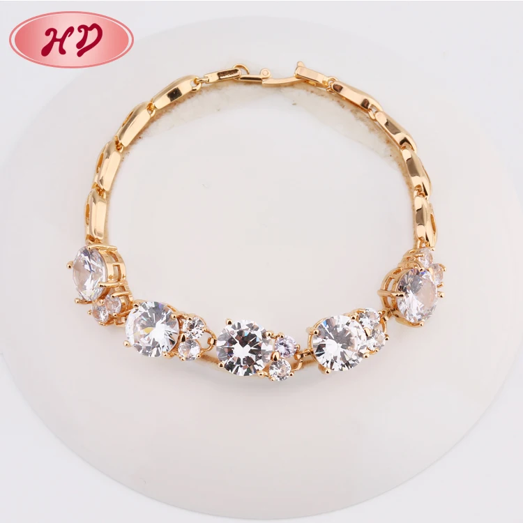 New bracelets et bracelets  Models Petals Shape Zircon Women Yellow Gold Hand Chain fashion jewelry bracelet for women