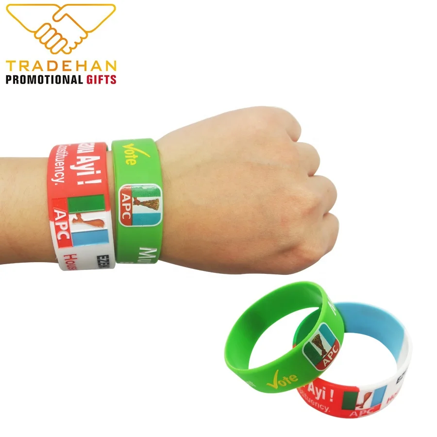 Нигерийские силиконовые резиновые браслеты на заказ debossed силиконовый браслет дешевая цена
