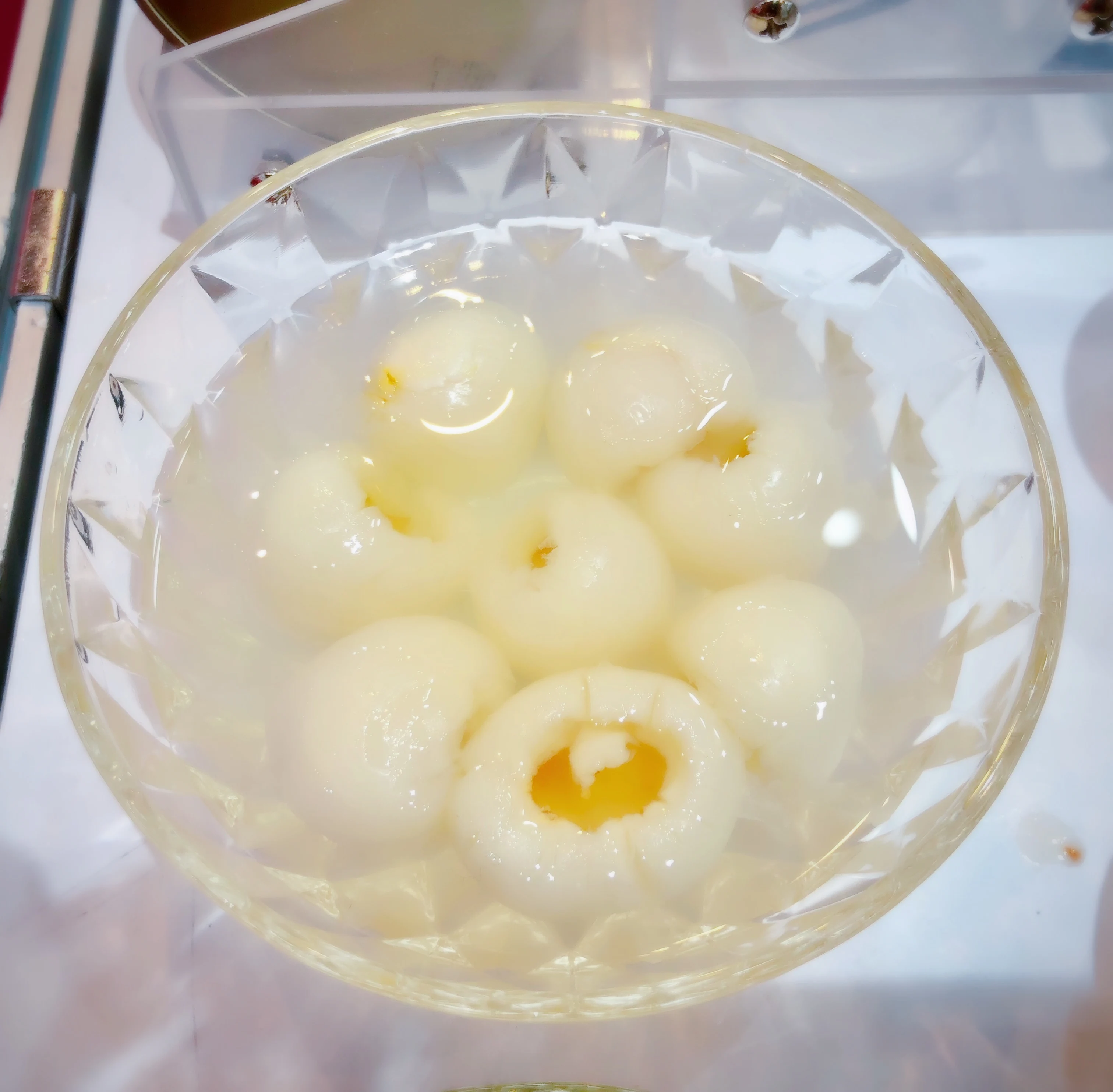 can food/ canned lychee fruit  in light syrup