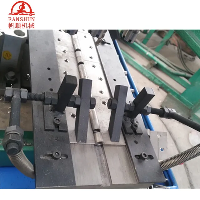 Станок для снятия фаски дверных