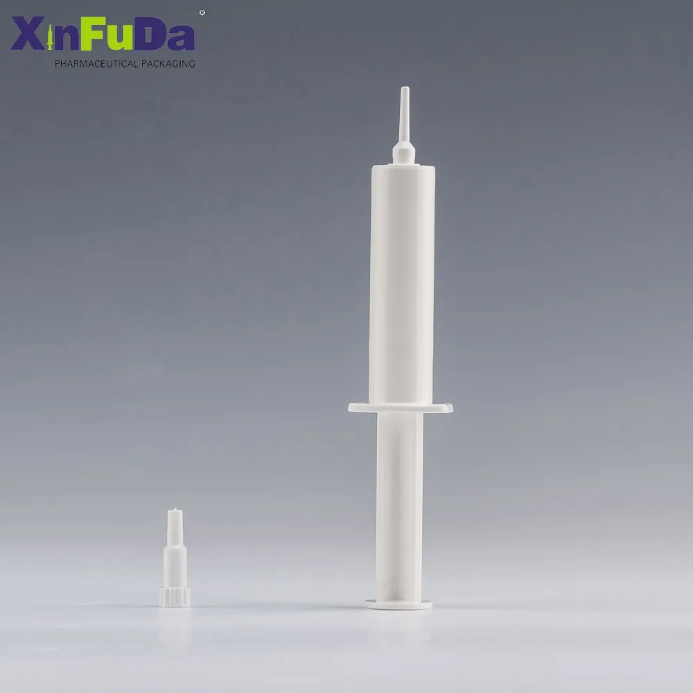 New design cheap empty disposable 13ml plastic treating mastitis medicine packaging vet syringe for dairy cattle and cow