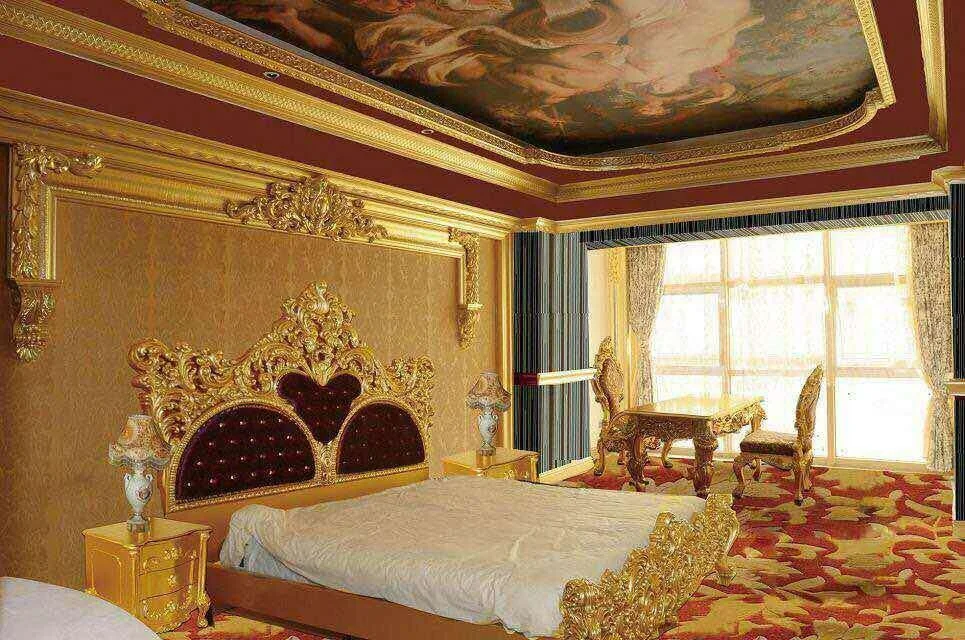 
home furniture Italian classical gold foil flowers carved royal luxury bedroom set 