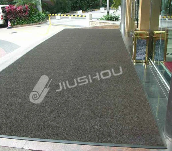 Лучшее качество, противоскользящие дешевые рулоны красного ковра