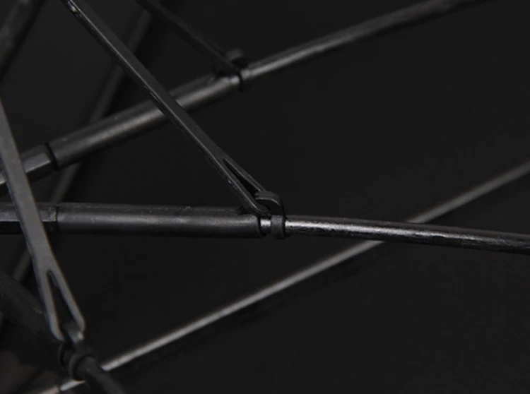 Black Color Auto Open Air Vented Golf Umbrella with No Metal Rain