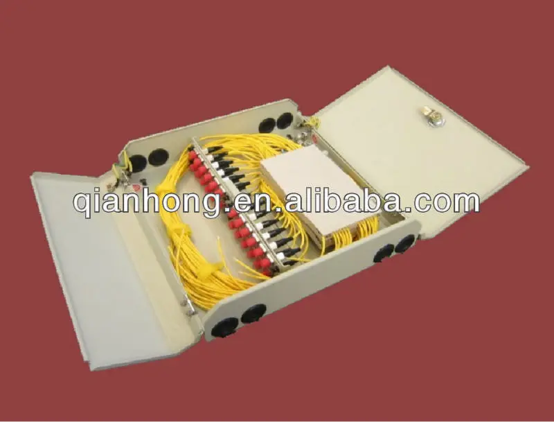 Fiber distribution cabinet