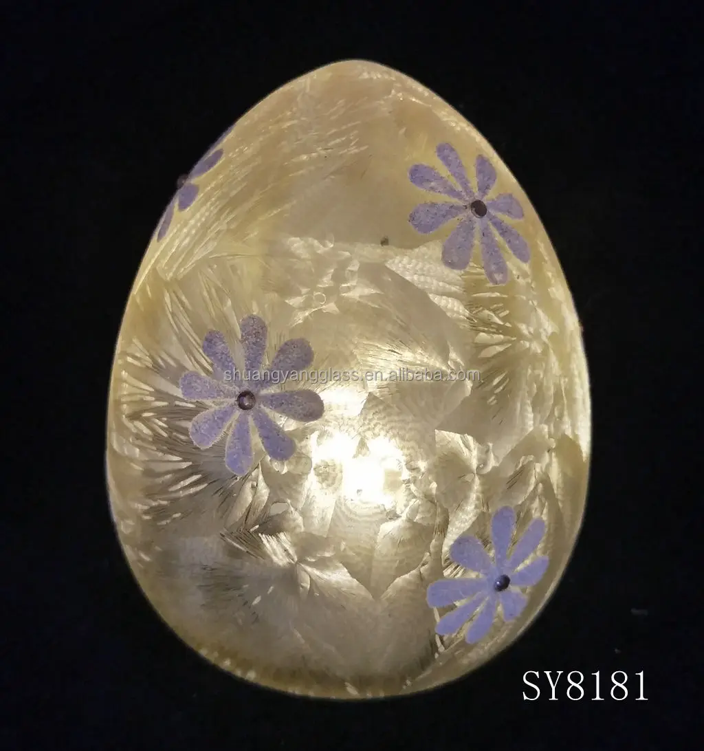 
2018 Easter festival handpainted feather effect LED light up glass egg 