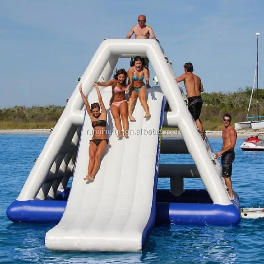 2023 commercial Inflatable Climbing Floating Water Tower With Slide For Lake