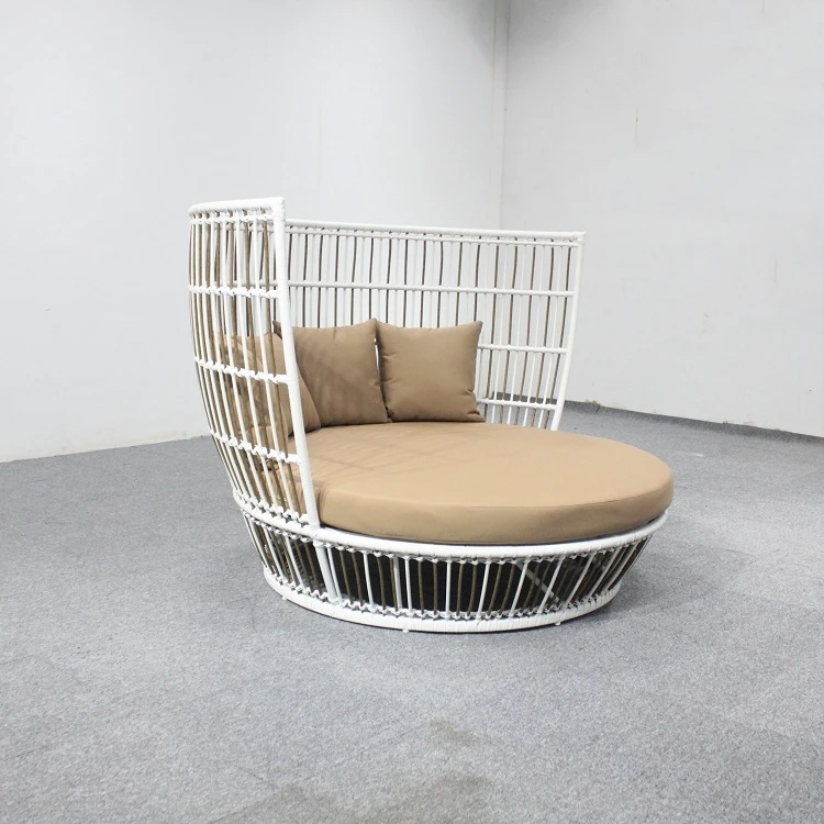 Outdoor patio luxury rattan high back big round sun bed