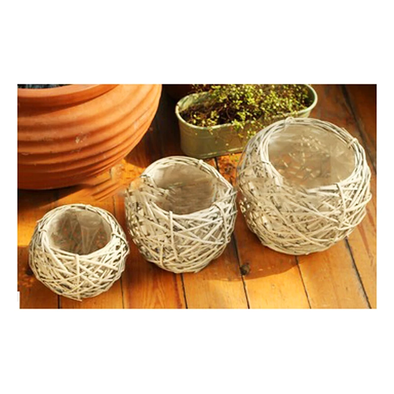 100%Handmade Plastic Lined Wicker Baskets for Flower Plants Flower Baskets for Potted Plants