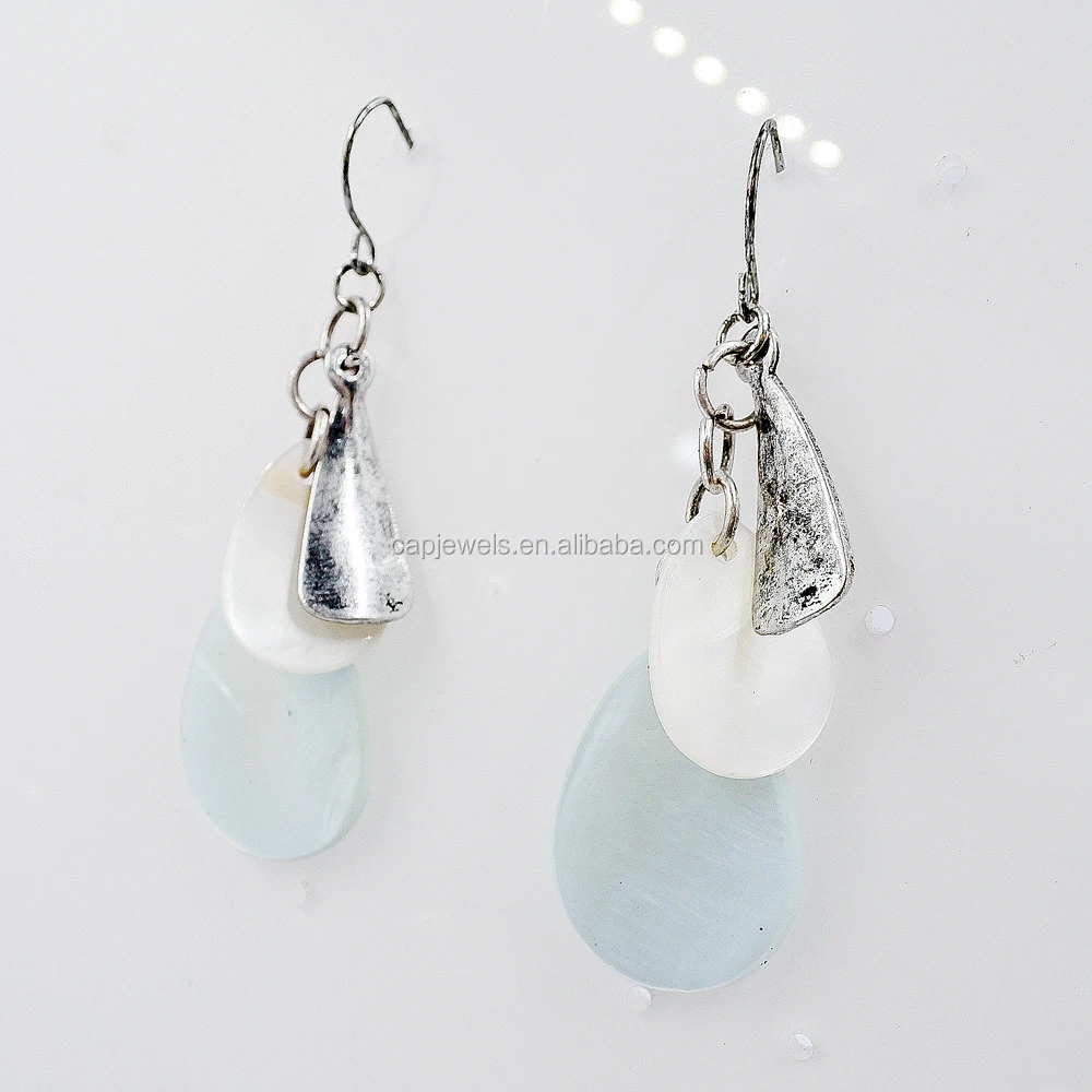 Женские серьги в виде капель воды с голубыми ракушками