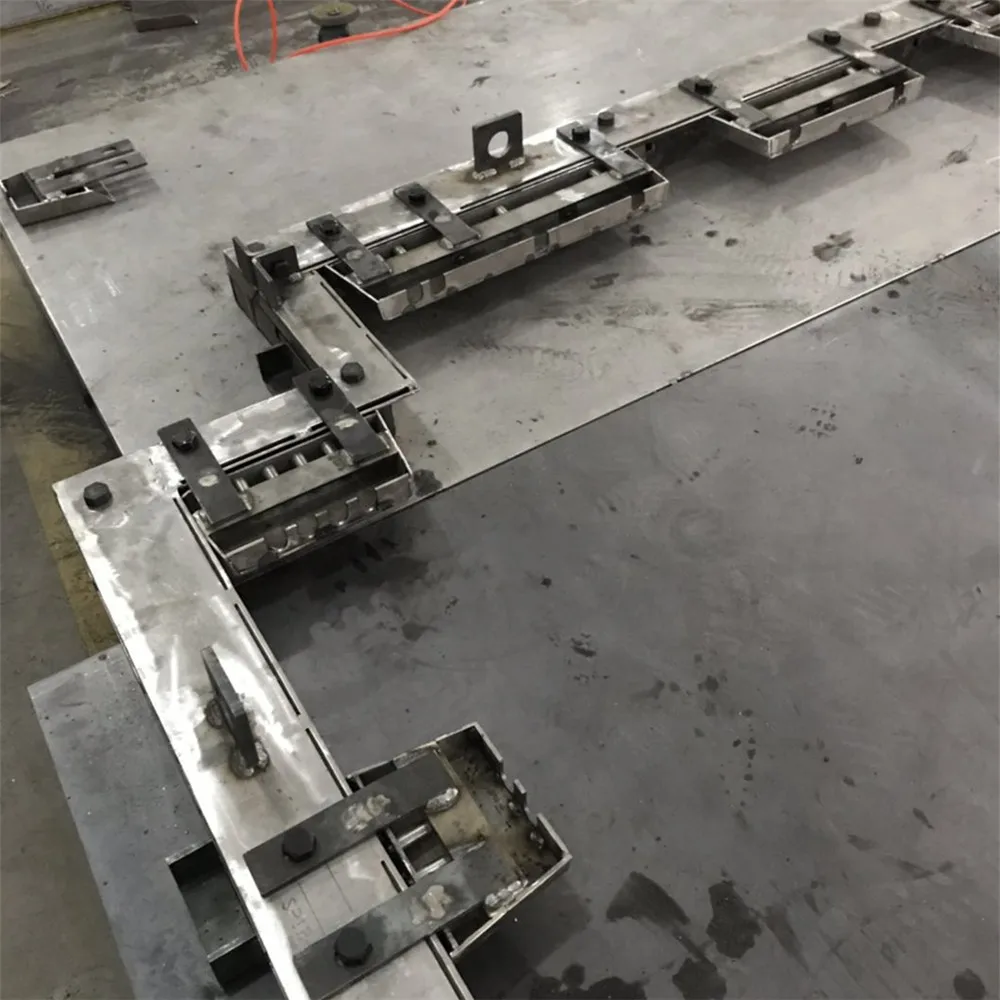 china professional manufacturer customized concrete steel shuttering formwork system for Special Composite Slab