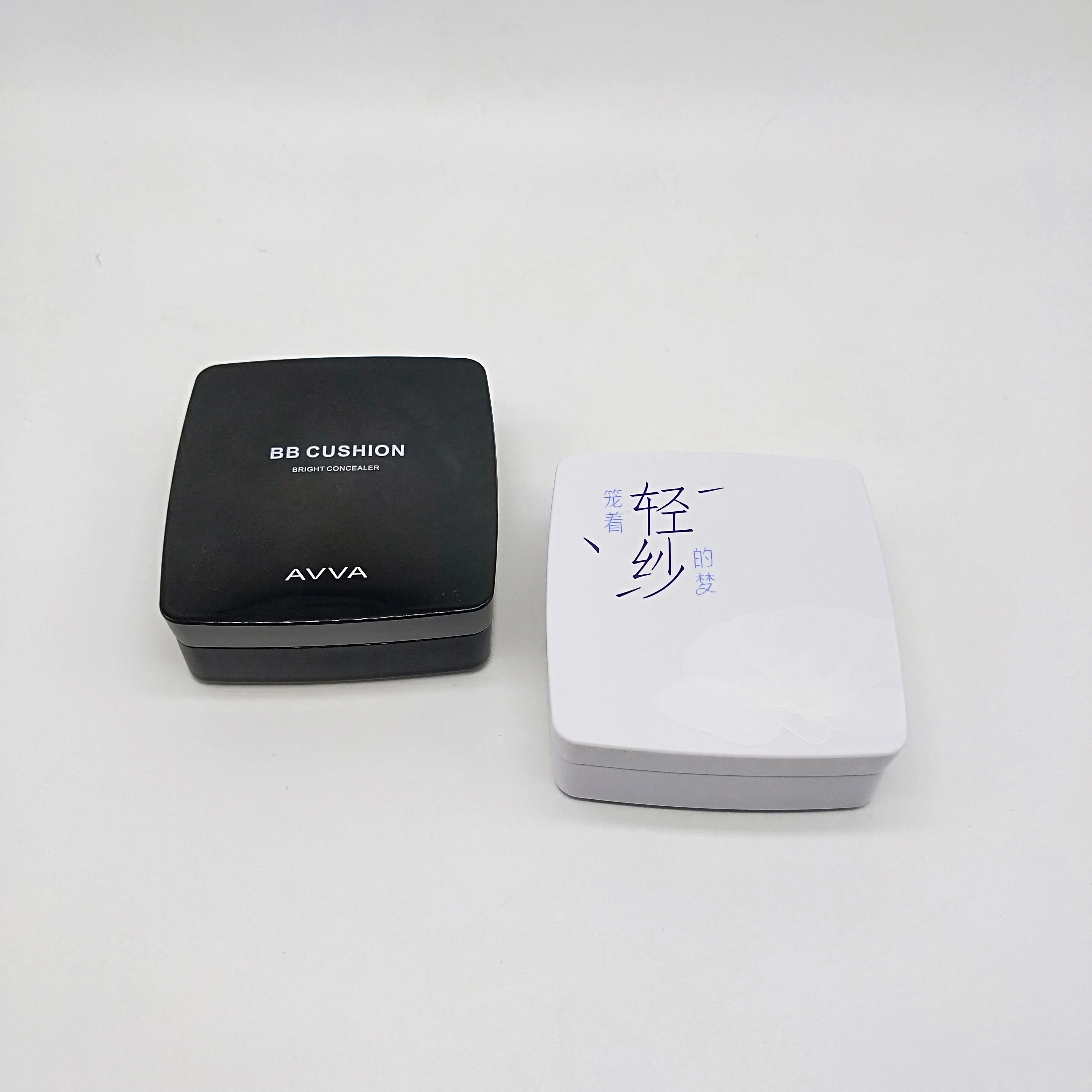 W01 Square Wet Foundation Air Cushion Powder Container Loose Powder Personal Care Round Bubble Bag +foam Carton Box OEM Brand