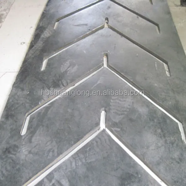 slope transportation patterned v conveyor belts for road construction application