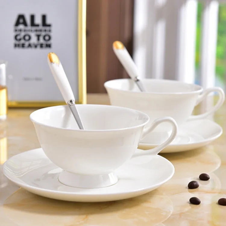 210ML Handmade White Porcelain Cup And Saucer Set Porcelain With Golden Trim