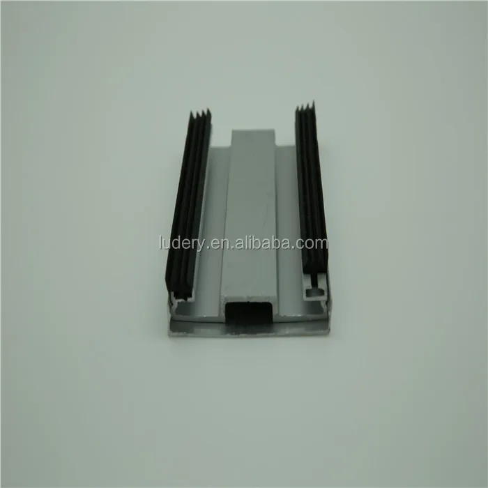 Factory supply multiwall hollow polycarbonate sheet price malaysia