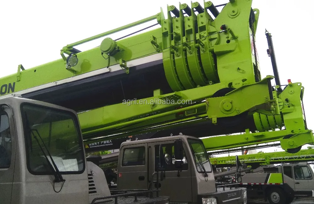 top quality best price famous brand ZOOMLlON 80 ton truck crane hydraulic boom mobile truck crane QY80V with one year warranty