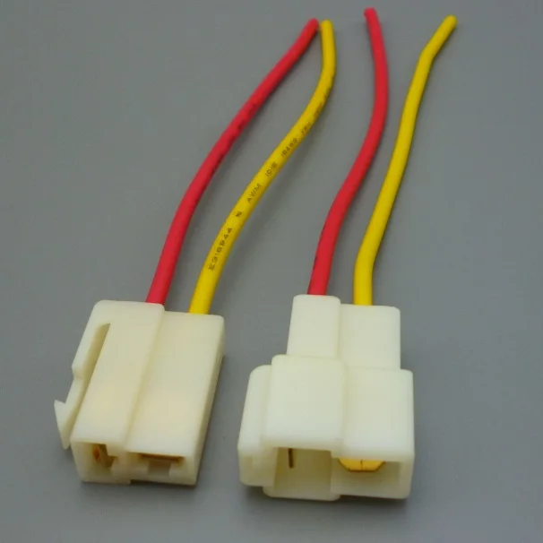 Automotive Connectors 2p 6.3mm Terminal Wire Plug Car Cable