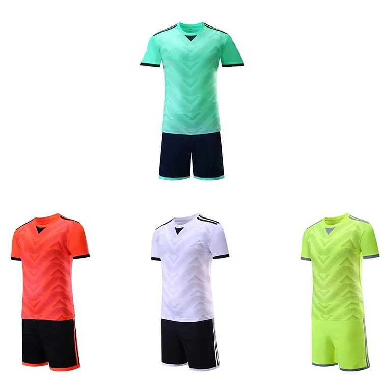 Customized Your Own Style Soccer Jersey Print Football Training Uniform Green Color of Sports Suits