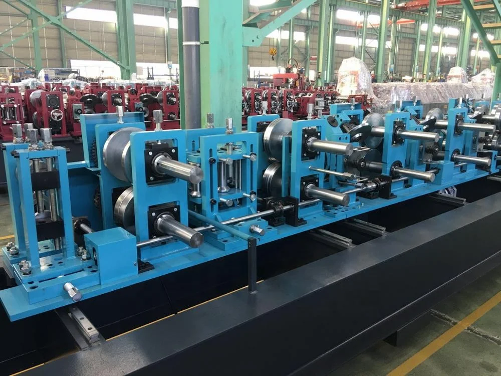 Profile Roll Forming Machine Interchangeable Cz Purlin Steel PLC Control Panel Roll Forming Machine 1.5 Years 10*1.5*1.8M 16 Mpa