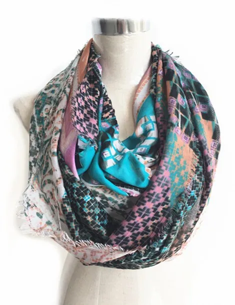 Low MOQ custom design women flower printed rayon infinity loop scarf