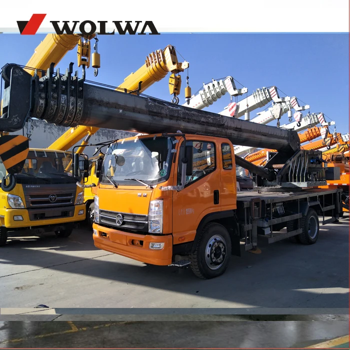 12 ton small truck mounted crane from jining truck crane factory