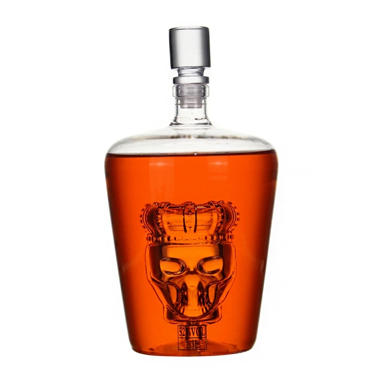 Wholesale Custom Empty 1000ml Drinking Glass Crown Skeleton Cup Wine Liquor Bottle Whiskey Decanter Set with Shot Glasses
