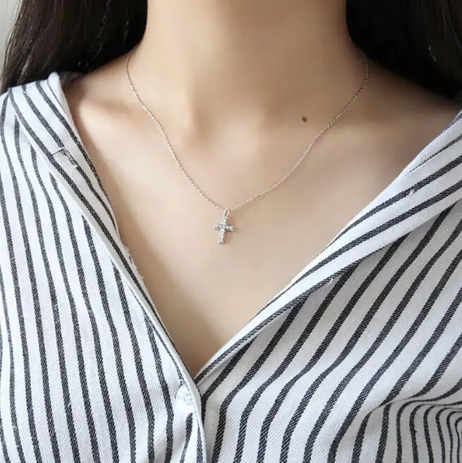 2018 Newest sterling silver gold cross necklace for women